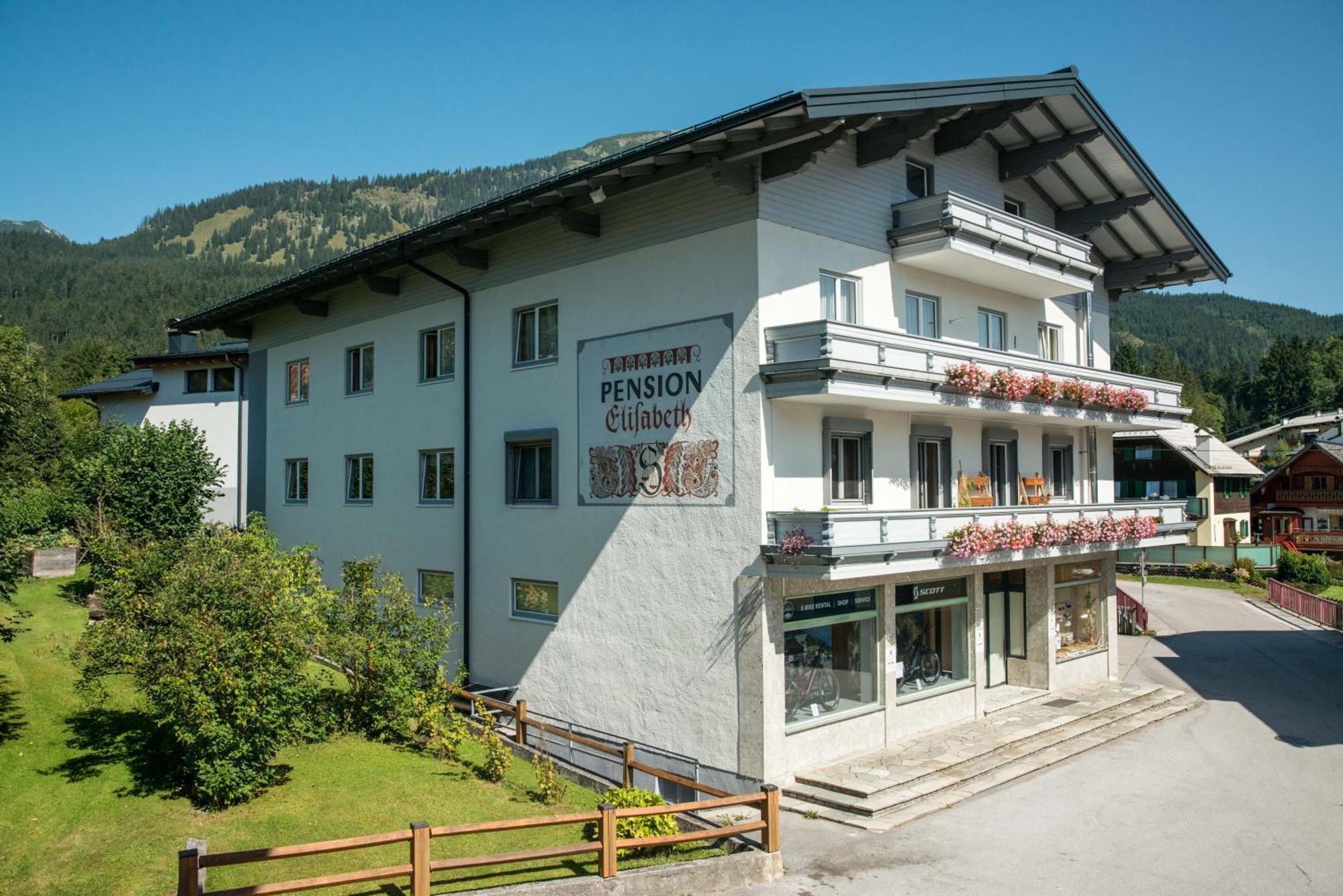 Pension Elisabeth Russbach am Pass Gschuett Ngoại thất bức ảnh